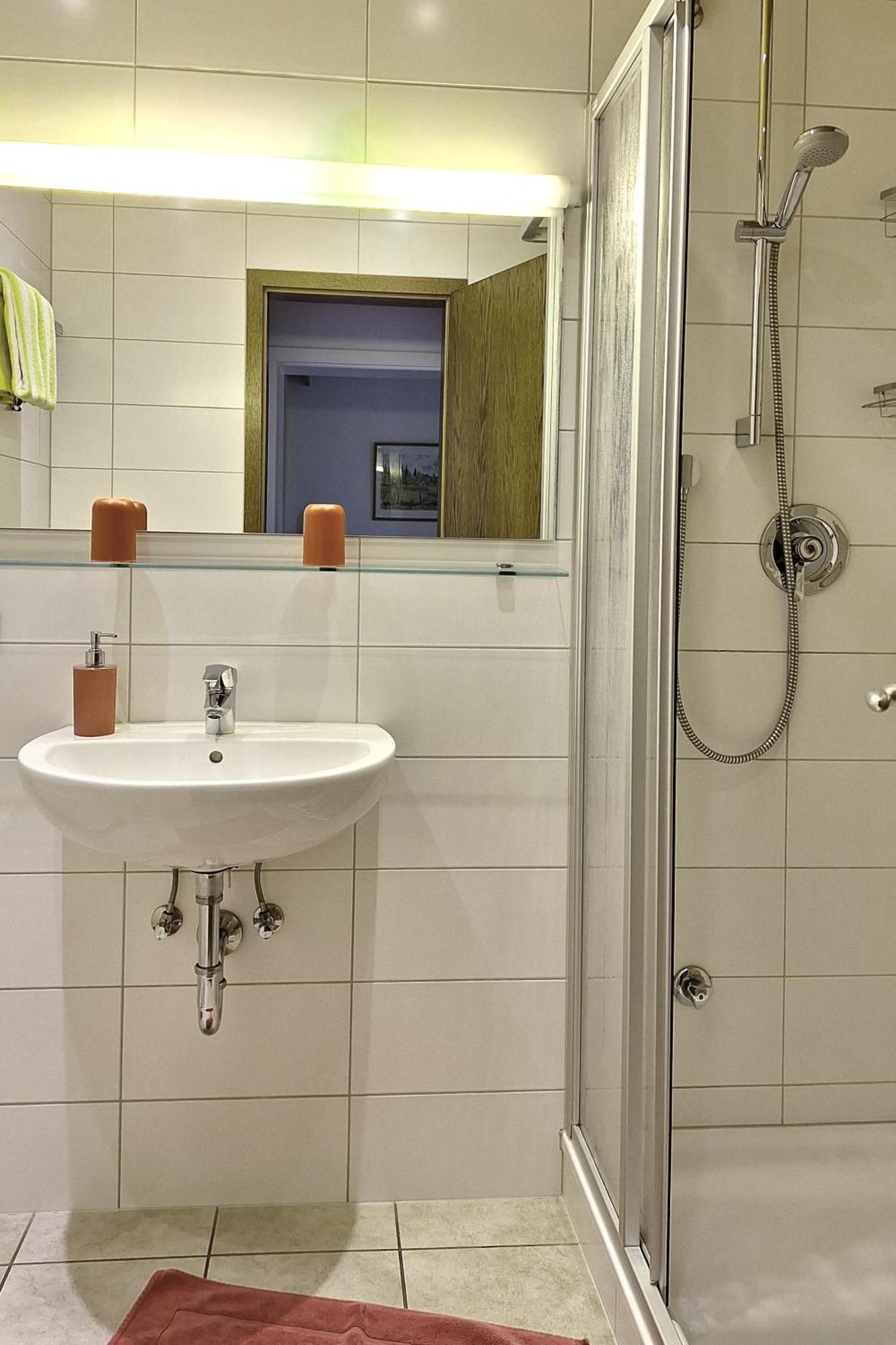 Kirrweiler  Hotel Garni Sebastian מראה חיצוני תמונה